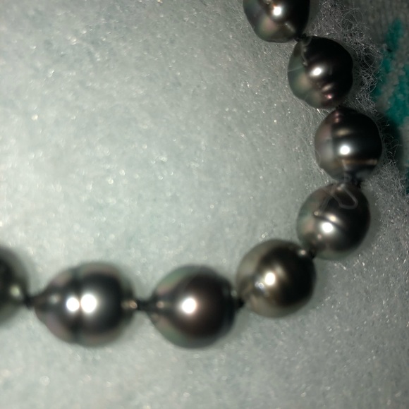 Baroque 16” Tahitian Pearl Necklace - Picture 4 of 7